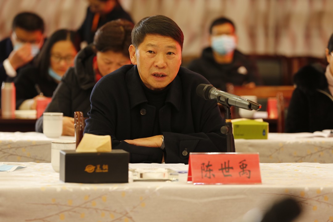 中国铁路昆明局集团有限公司总经理熊春庚到呈钢集团铁路专用线项目